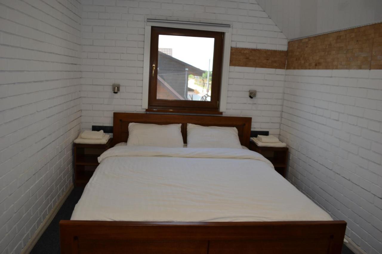 Pryvatna Sadyba Tviy Kut Hotell Svitjaz Exteriör bild