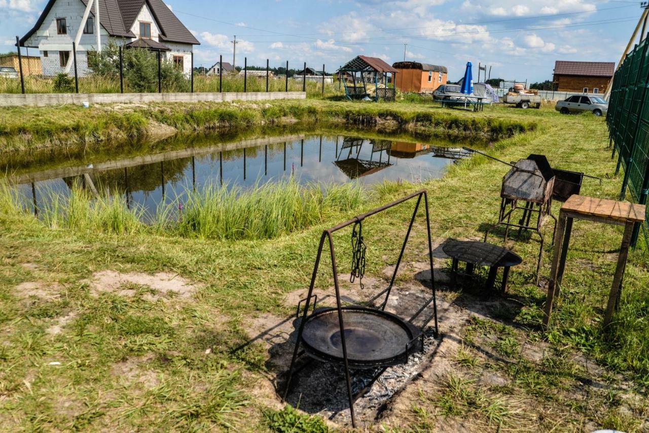 Pryvatna Sadyba Tviy Kut Hotell Svitjaz Exteriör bild